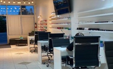 Stella Nails & Spa LTD
